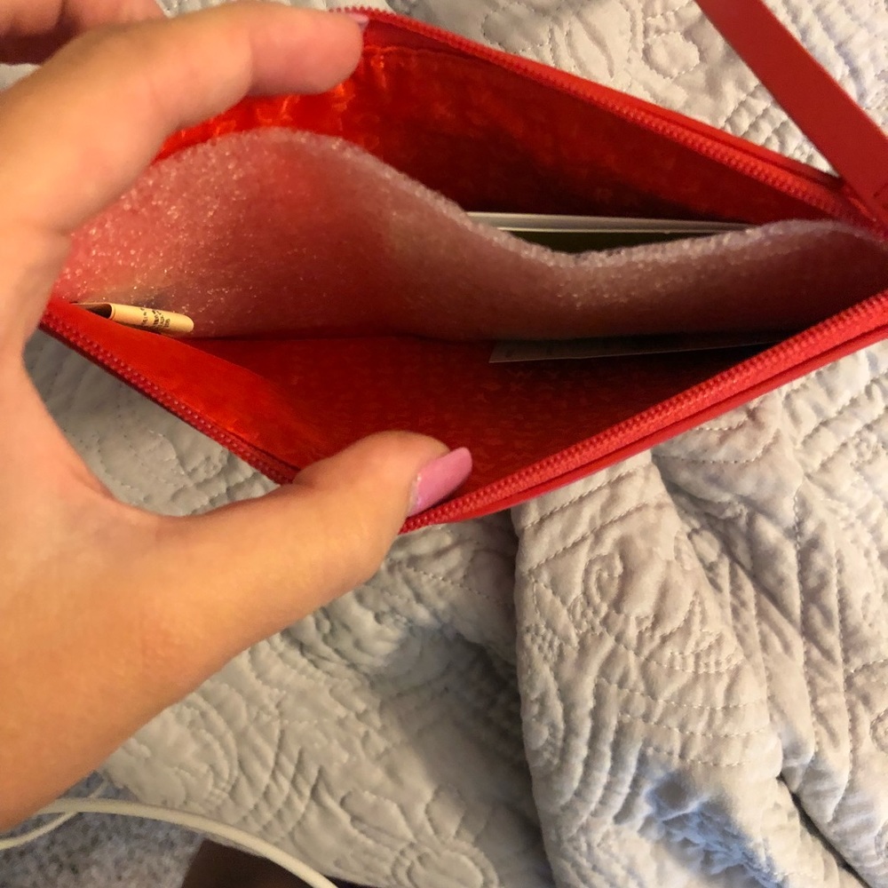 BNWT Kate spade wallet - Picture 2 of 5
